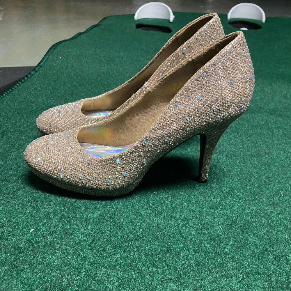 Gold Sparkle Women's Shoes - Picture 3 of 5